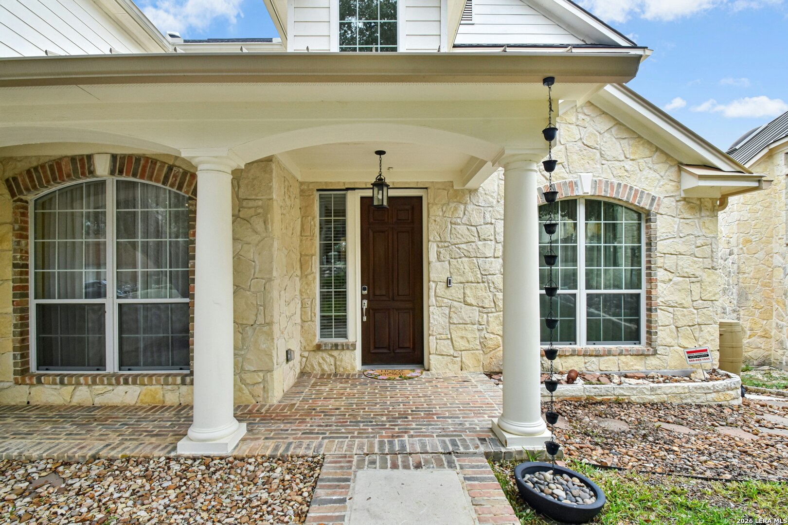 1118 CHARLISAS WAY, San Antonio, TX 78216
