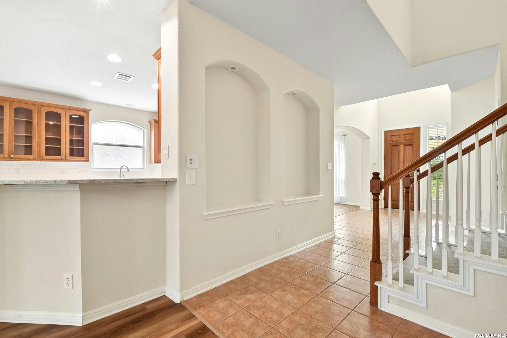 1118 CHARLISAS WAY, San Antonio, TX 78216