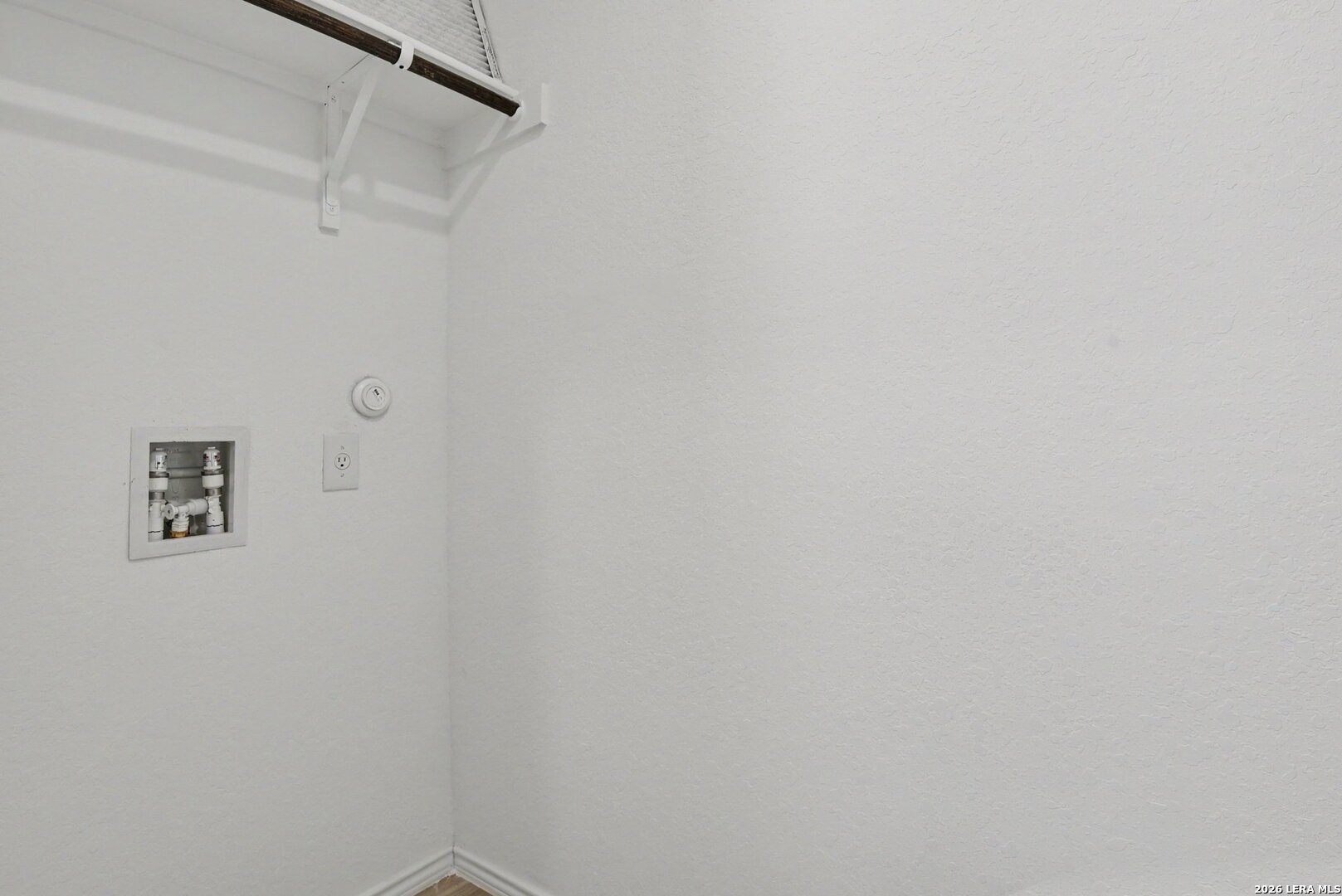 6903 CHICKEN RDG, San Antonio, TX 78252