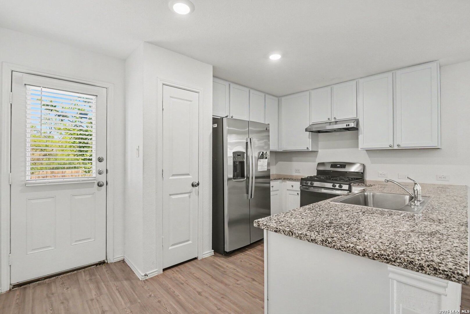 6823 CHICKEN RDG, San Antonio, TX 78252