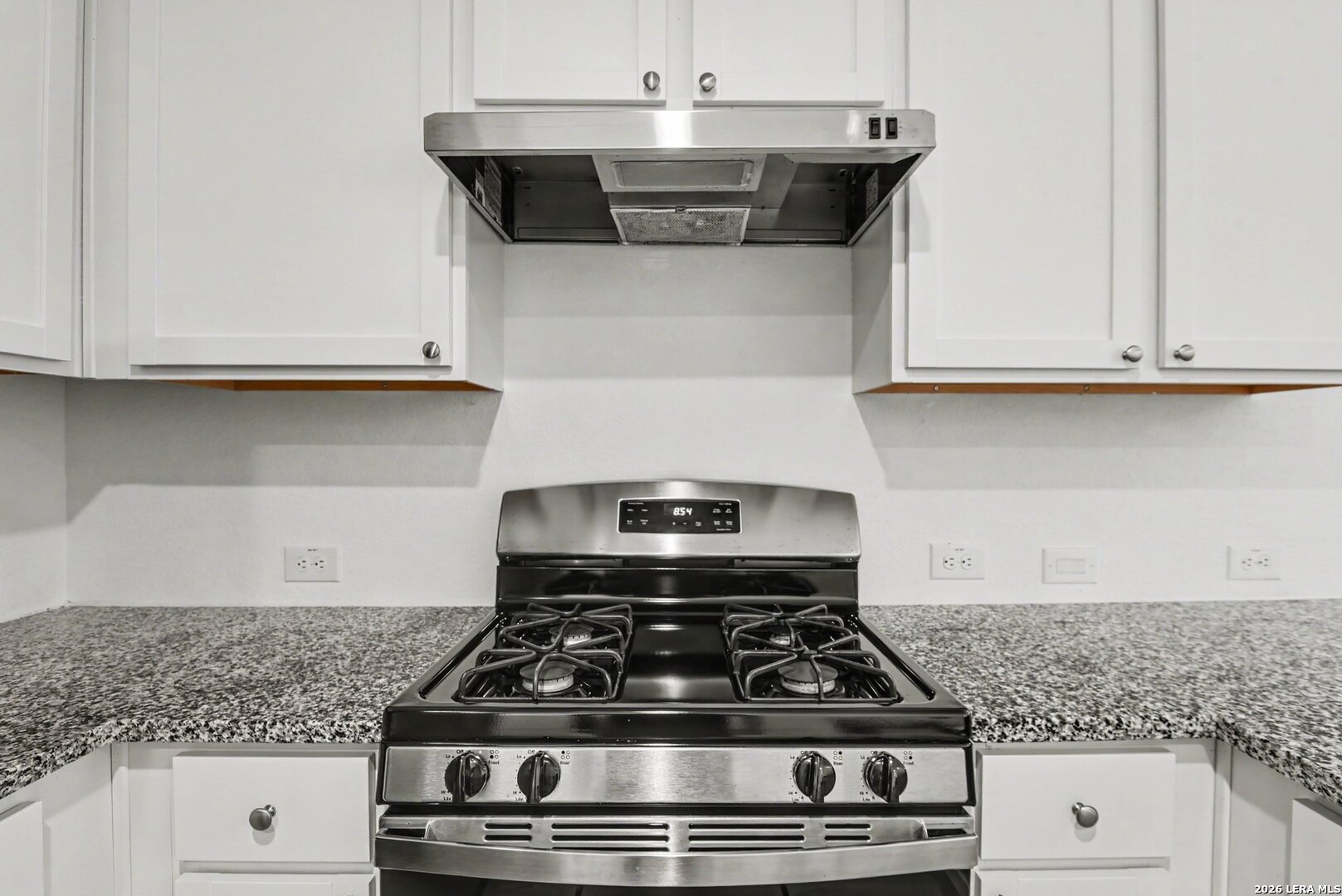 6823 CHICKEN RDG, San Antonio, TX 78252