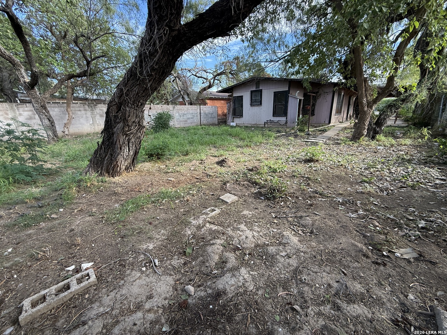 1843 QUARRY ST, Eagle Pass, TX 78852