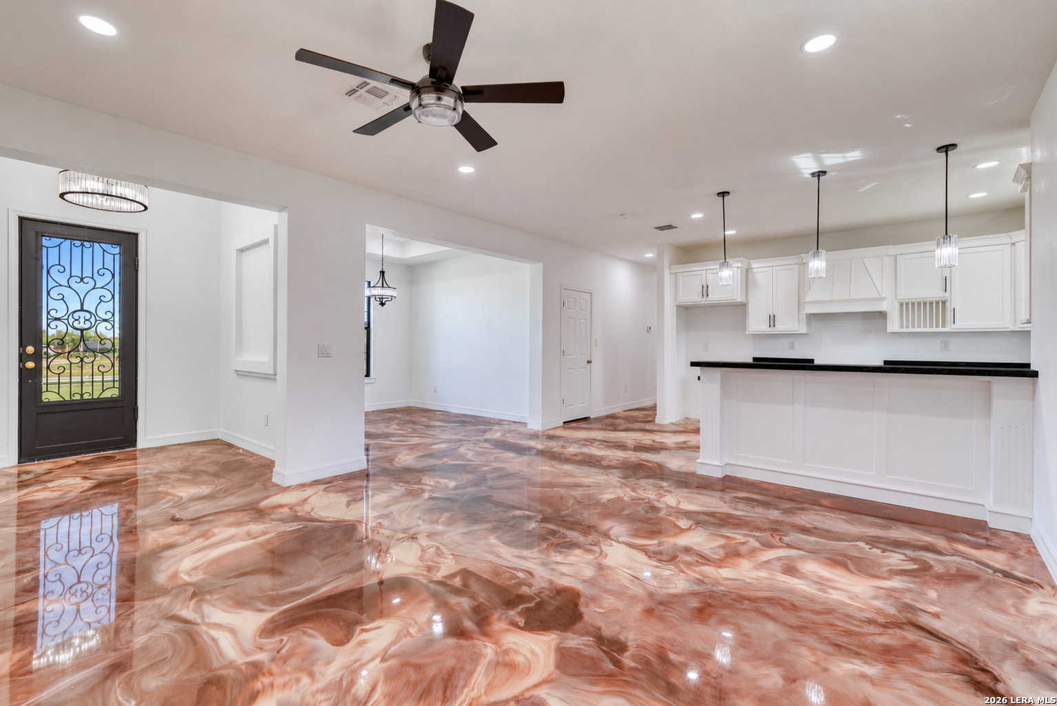 221 N BENSON RD, Uvalde, TX 78801