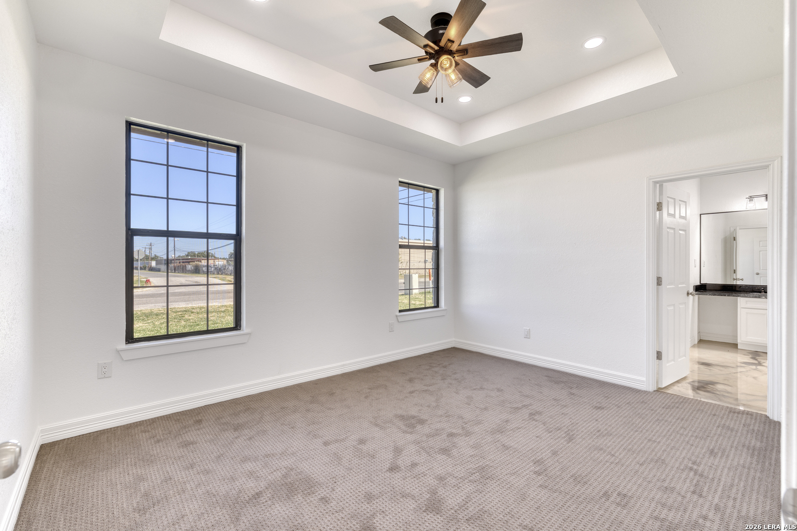 221 N BENSON RD, Uvalde, TX 78801
