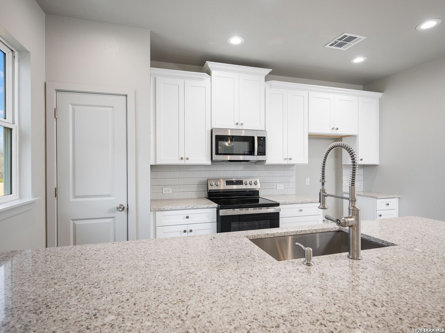 14657 Main, Lytle, TX 78052