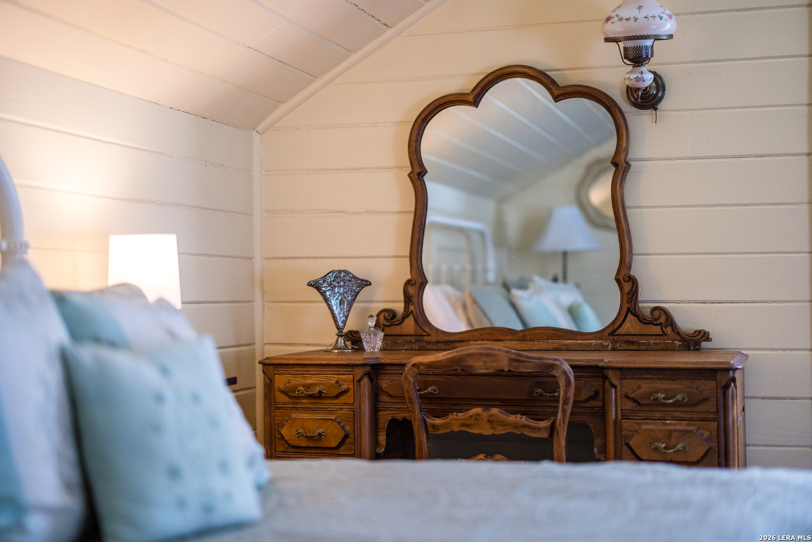 202 S BOWIE ST, Fredericksburg, TX 78624