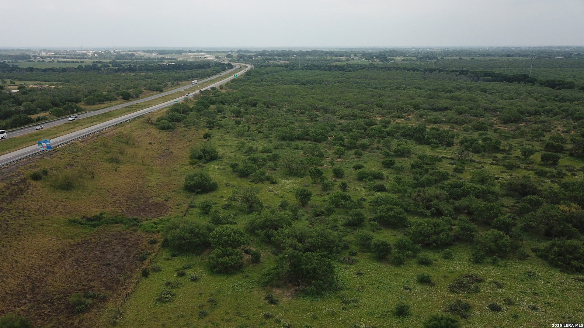 599 COUNTY ROAD 7611, Devine, TX 78016