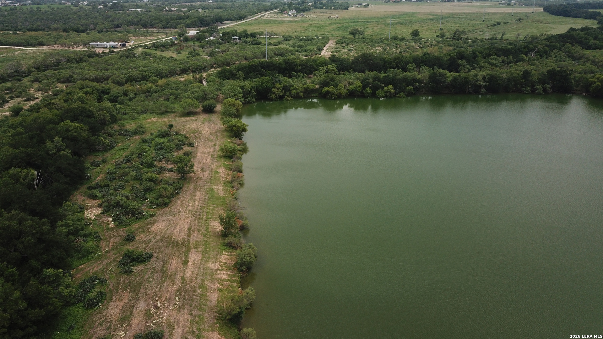 599 COUNTY ROAD 7611, Devine, TX 78016