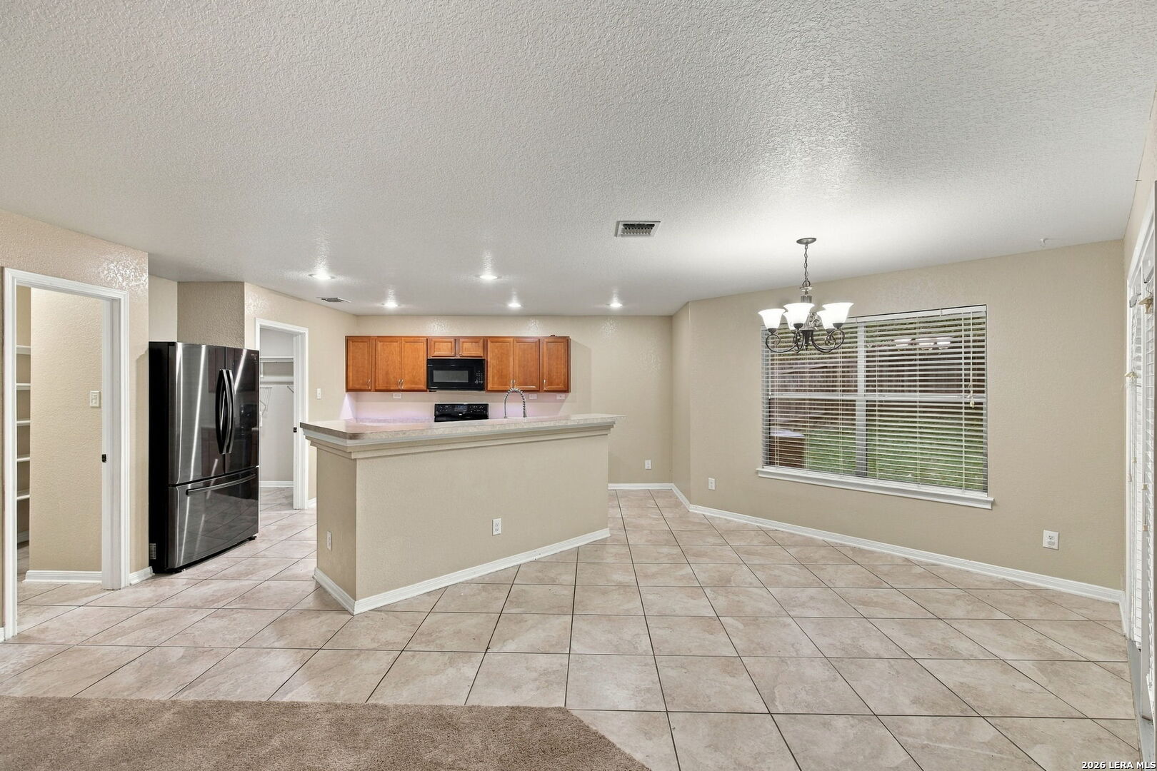 6775 WAYMAN RDG, Live Oak, TX 78233