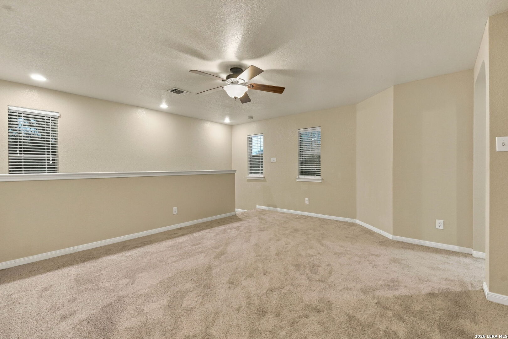 6775 WAYMAN RDG, Live Oak, TX 78233