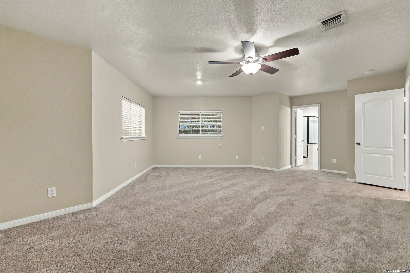 6775 WAYMAN RDG, Live Oak, TX 78233