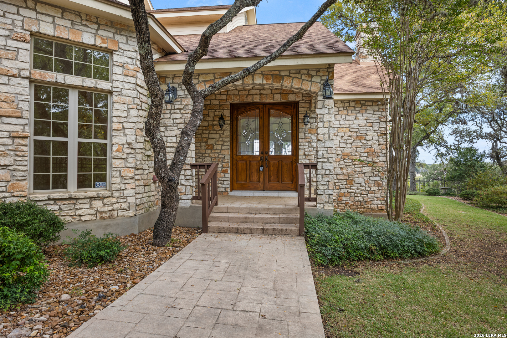 Photo 4 of Single family home for sale at 29618 Fairview Pl, Fair Oaks Ranch, TX 78015 | MLS# 2026608 | Listing updated on 2026-10-28