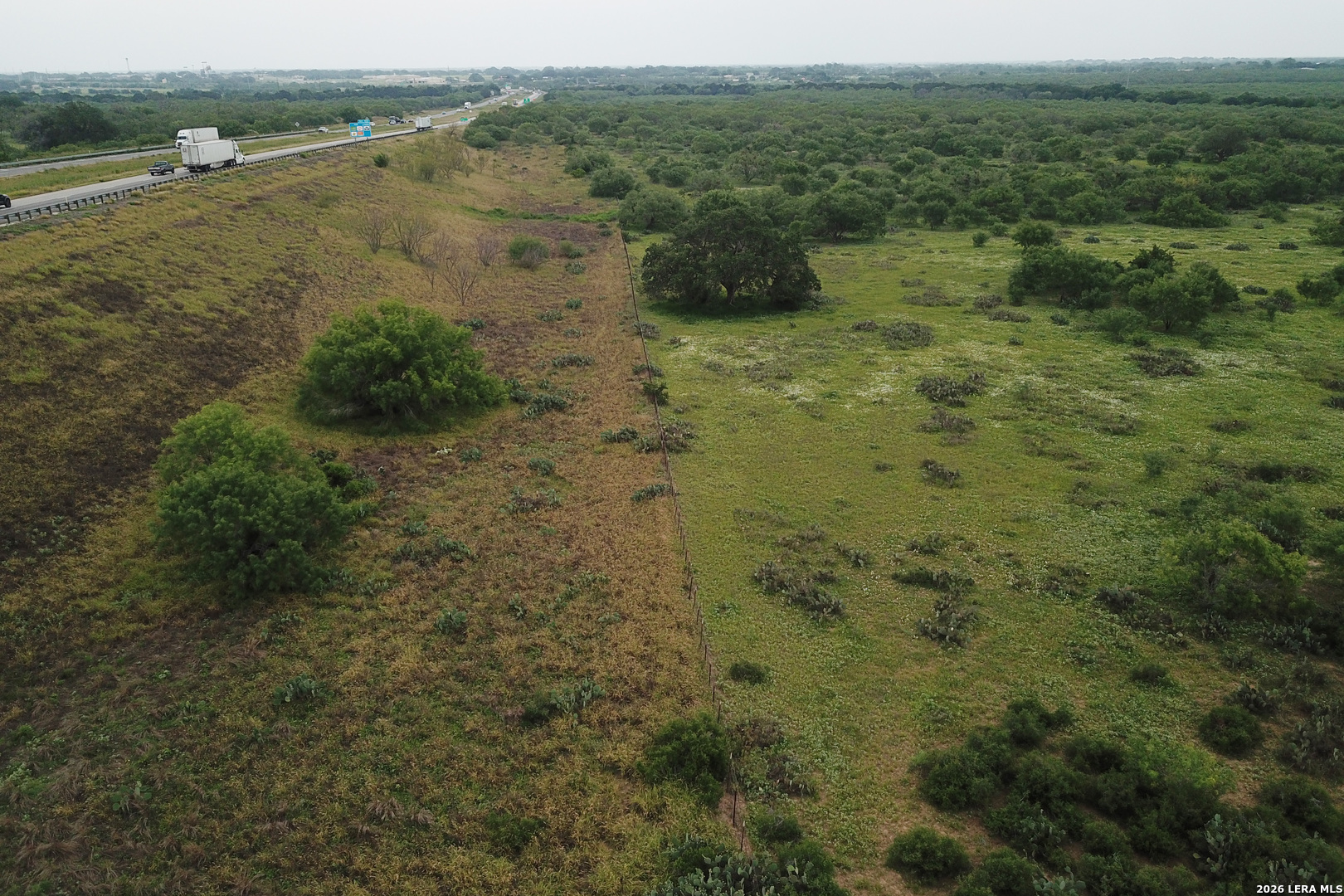 599 COUNTY ROAD 7611, Devine, TX 78016