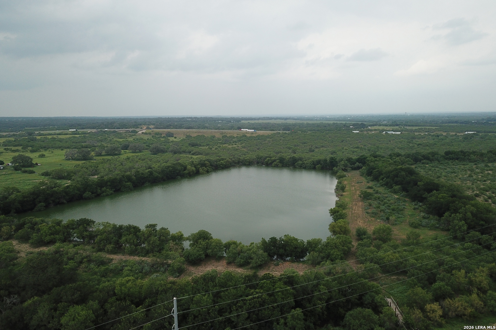 599 COUNTY ROAD 7611, Devine, TX 78016