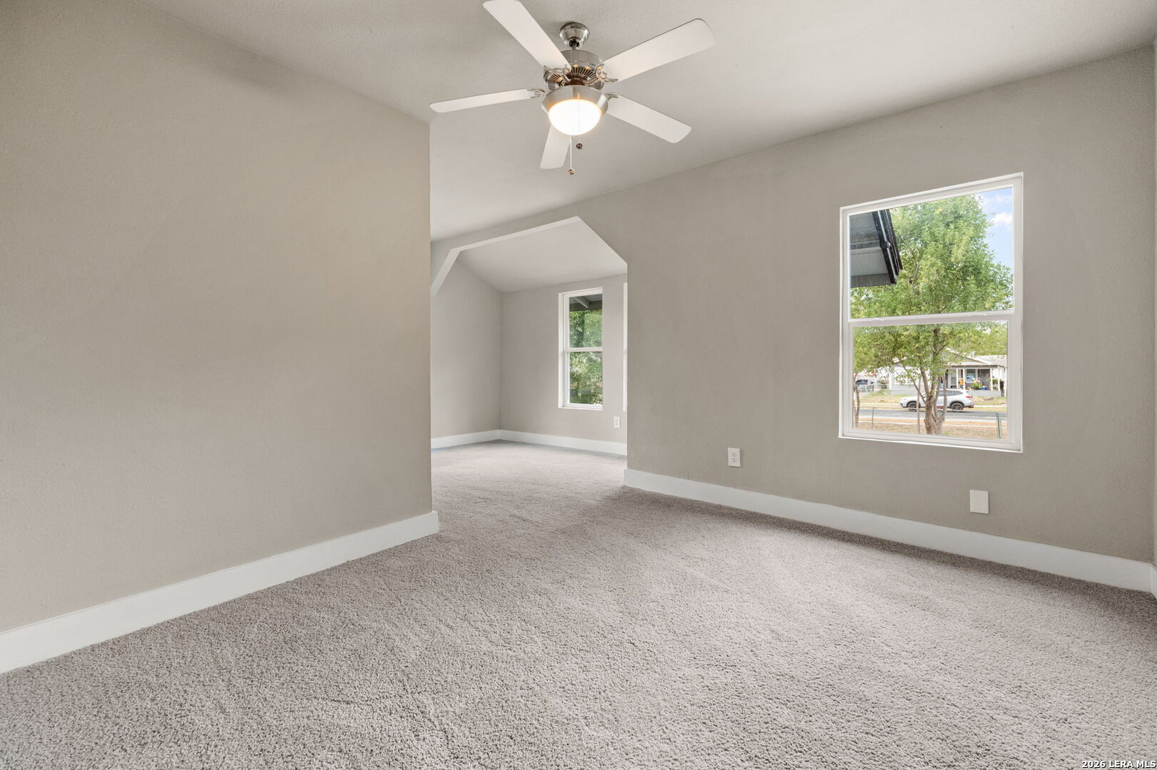 312 AVONDALE AVE, San Antonio, TX 78223