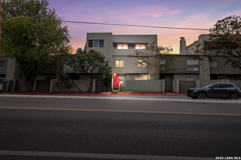 Property photo for 3102 Eisenhauer Rd, #A8, San Antonio, TX