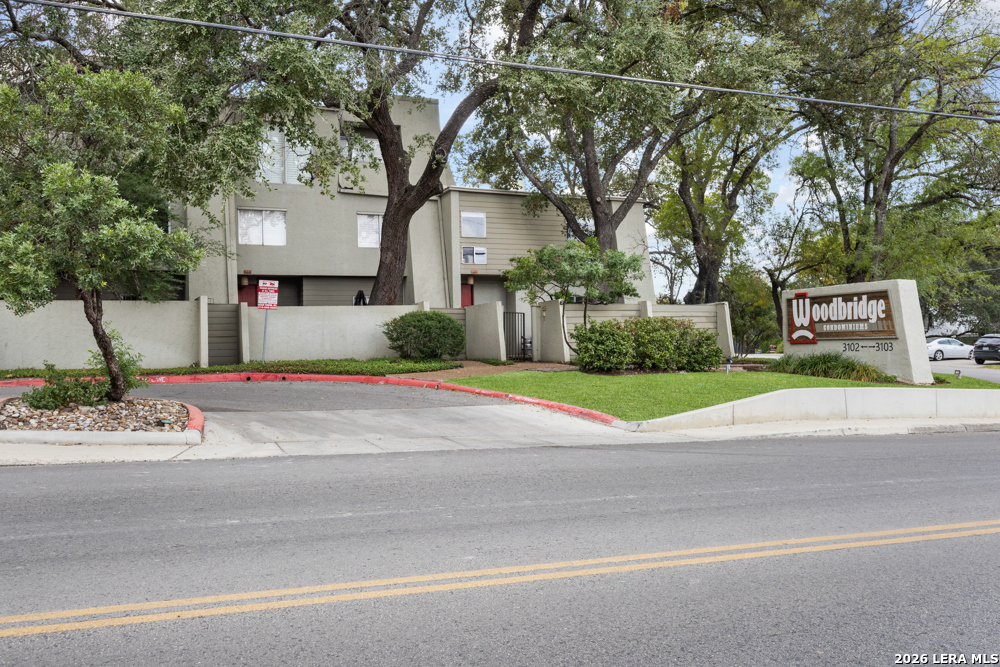 3102 Eisenhauer Rd, #A8, San Antonio, TX 78209