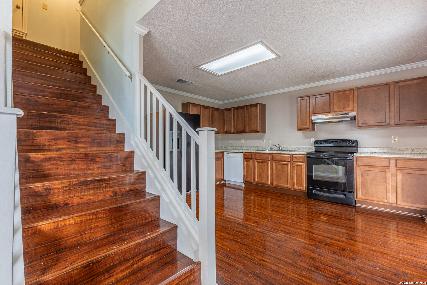 8010 CHESTNUT CAPE DR, Converse, TX 78109