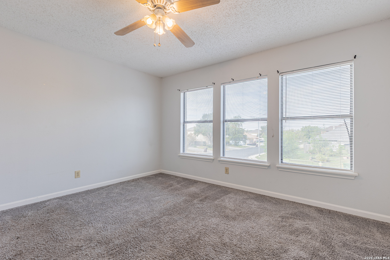 8010 CHESTNUT CAPE DR, Converse, TX 78109