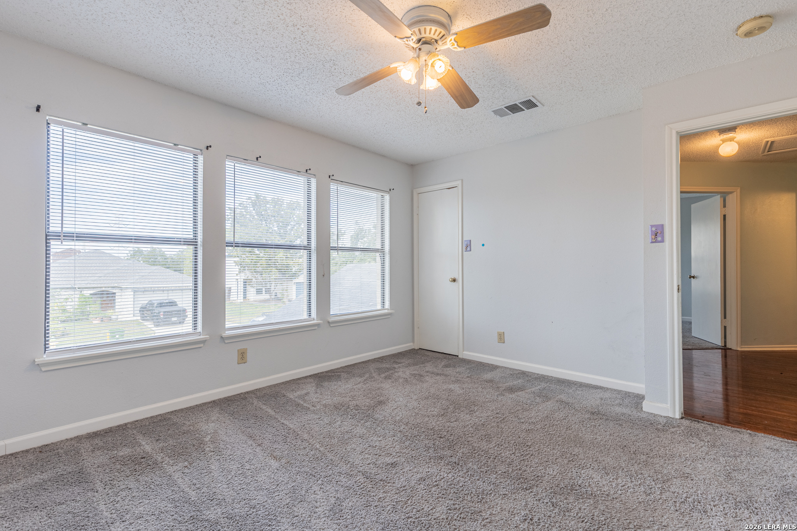 8010 CHESTNUT CAPE DR, Converse, TX 78109