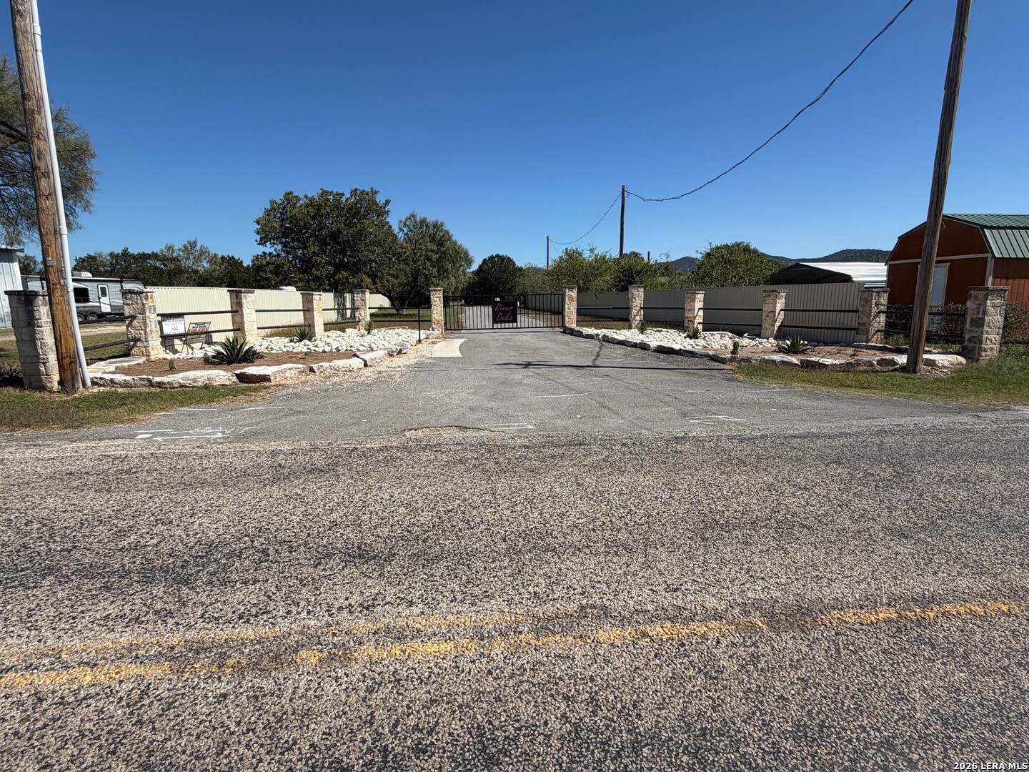 111 Sd 37980, Barksdale, TX 78828