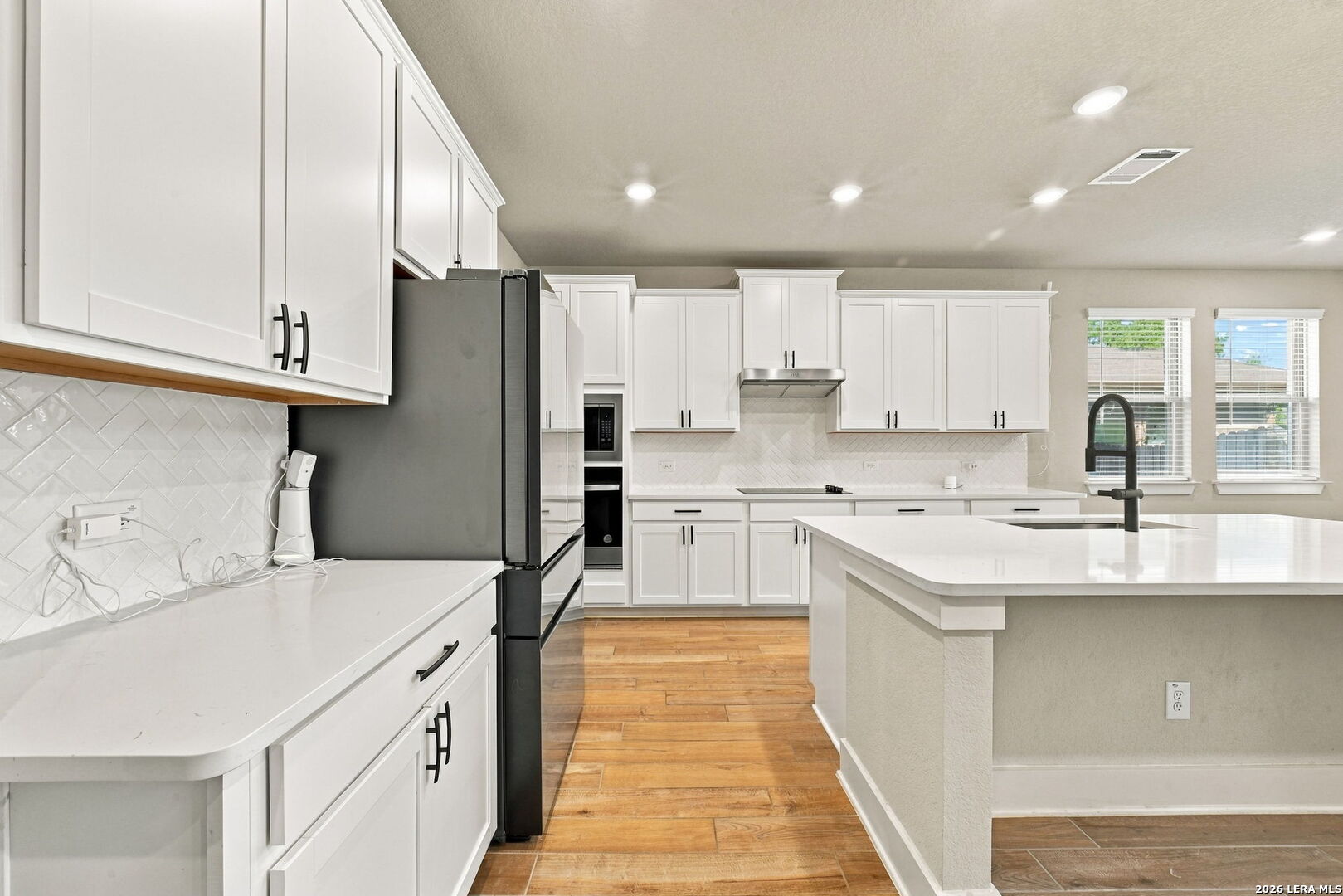 10413 TRUNKFISH LN, Boerne, TX 78006