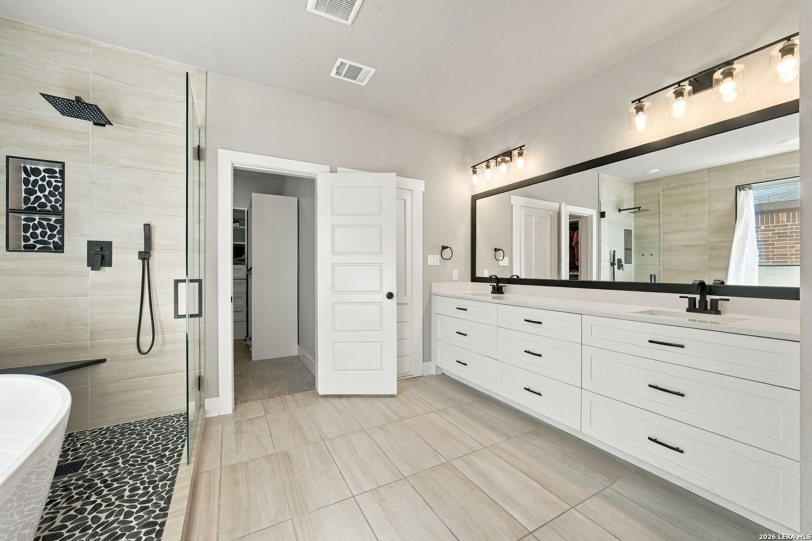 10413 TRUNKFISH LN, Boerne, TX 78006