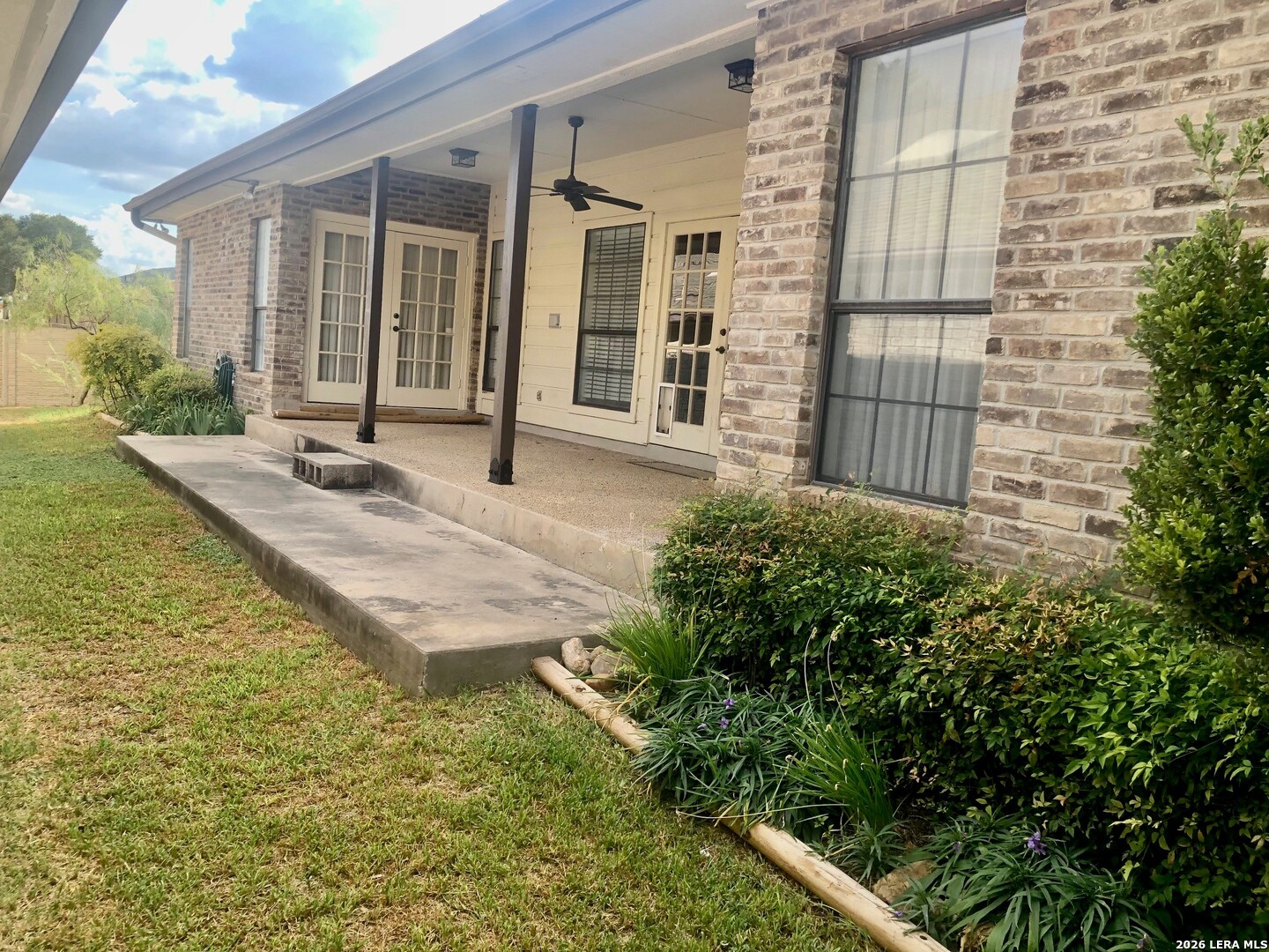 5934 WINDY CV, Windcrest, TX 78239