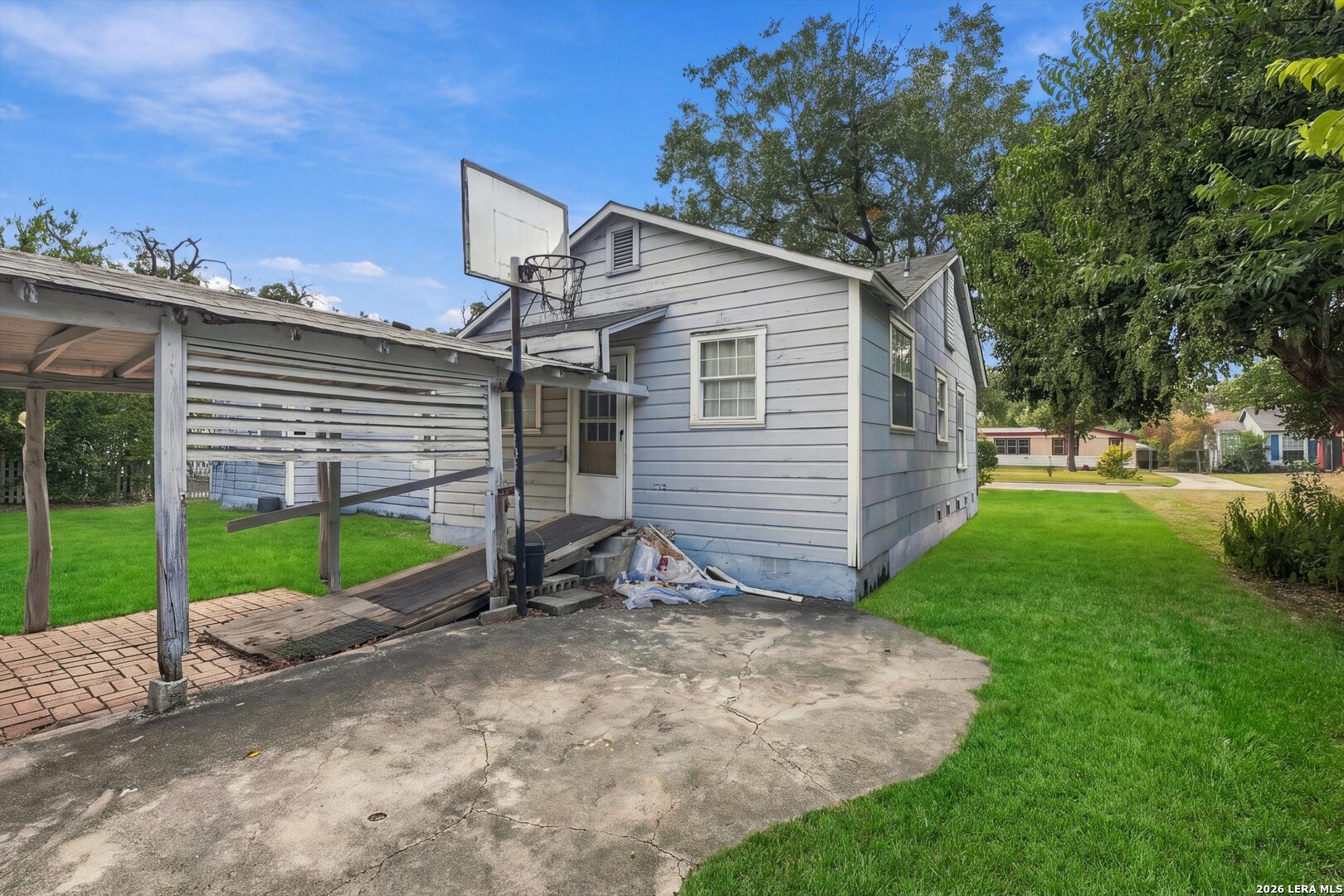 2315 W Mulberry, San Antonio, TX 78201