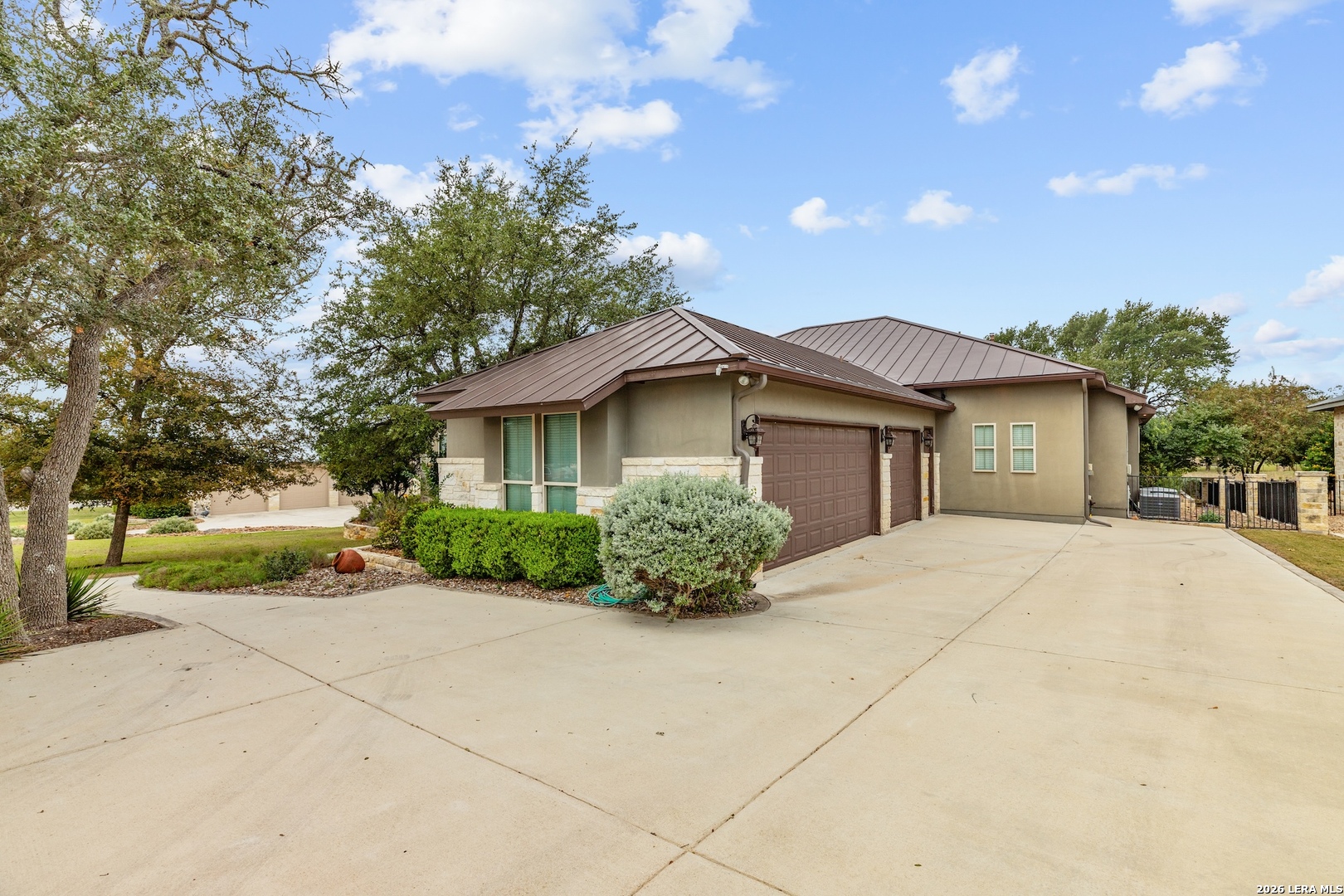 1009 Club House Rd, Kerrville, TX 78028