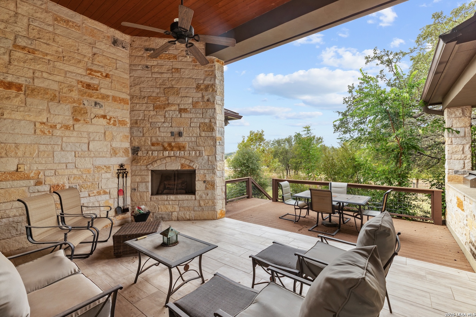 1009 Club House Rd, Kerrville, TX 78028