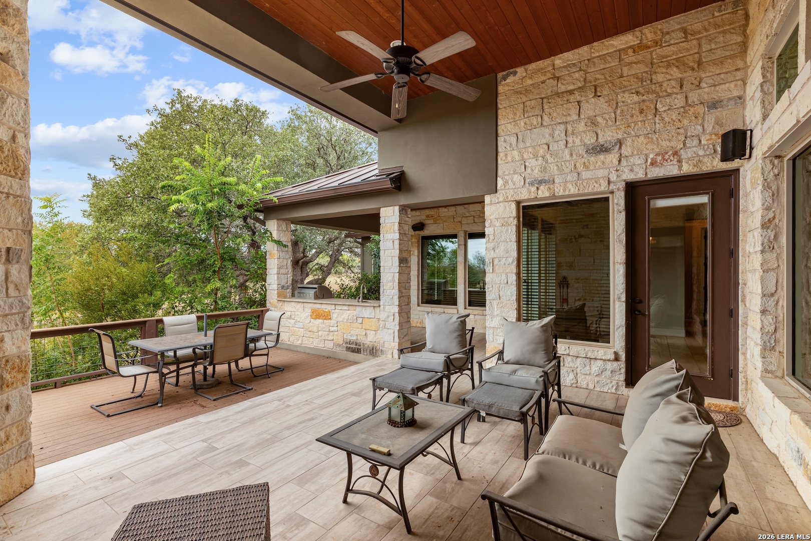 1009 Club House Rd, Kerrville, TX 78028