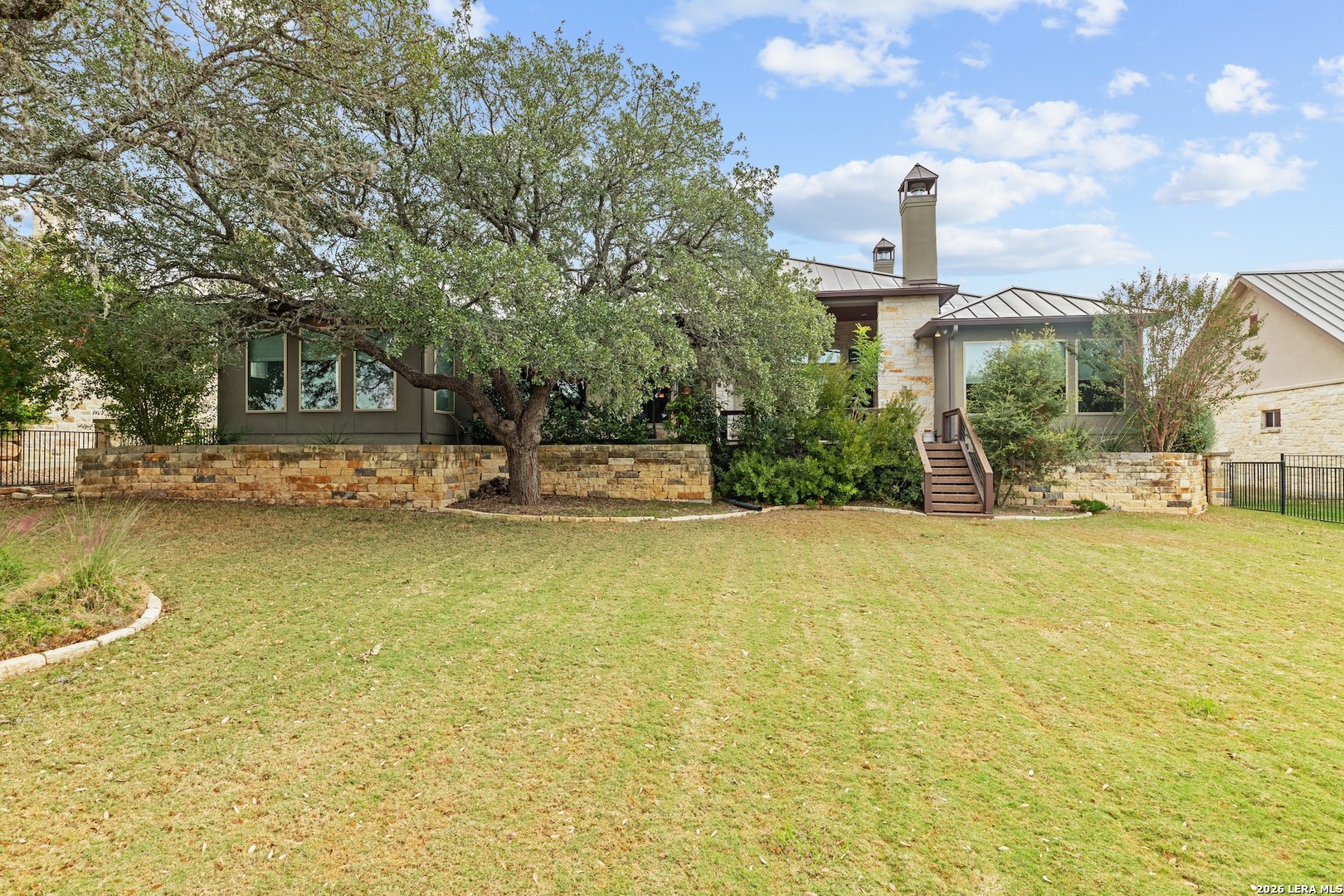 1009 Club House Rd, Kerrville, TX 78028