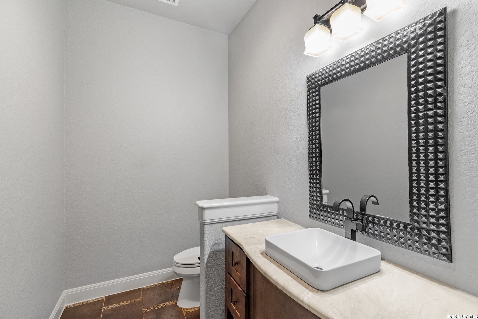 1009 Club House Rd, Kerrville, TX 78028