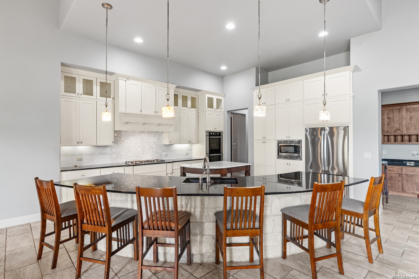 1009 Club House Rd, Kerrville, TX 78028