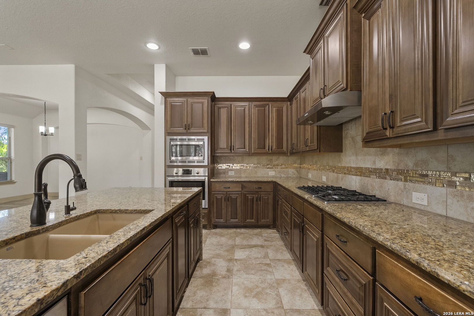 904 BEECHWOOD LN, New Braunfels, TX 78130