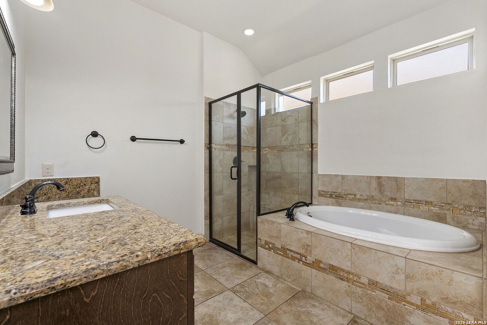 904 BEECHWOOD LN, New Braunfels, TX 78130