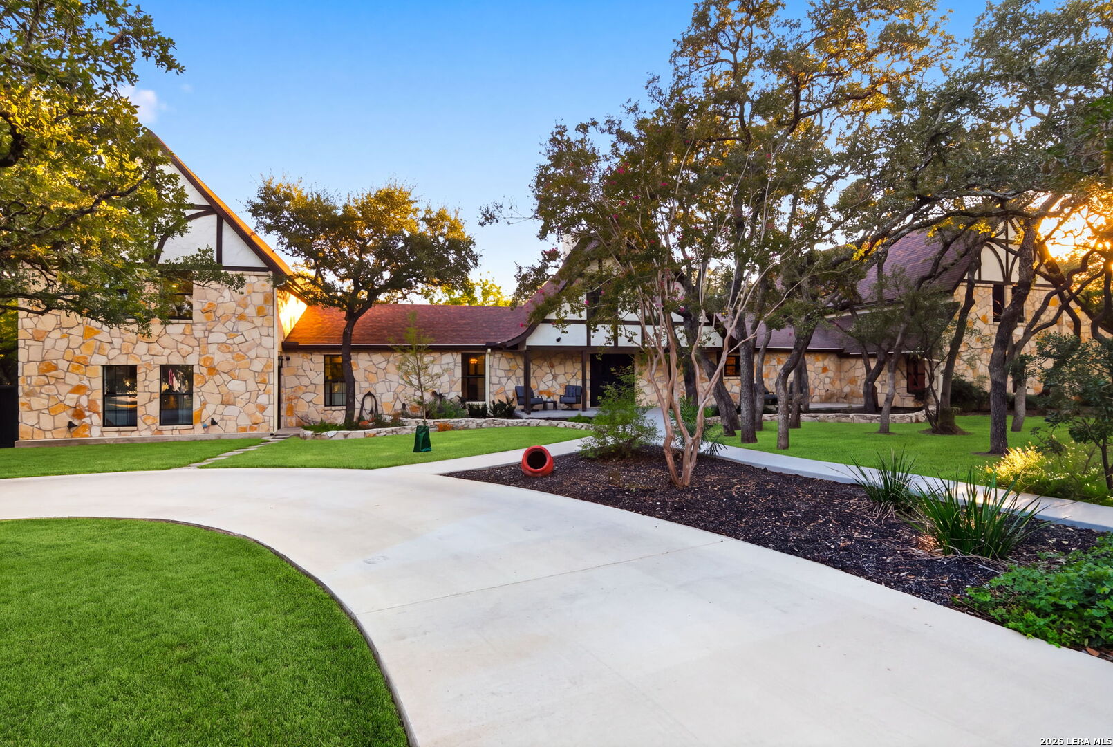 232 MEADOWBROOK DR, Hollywoodpark, TX 78232