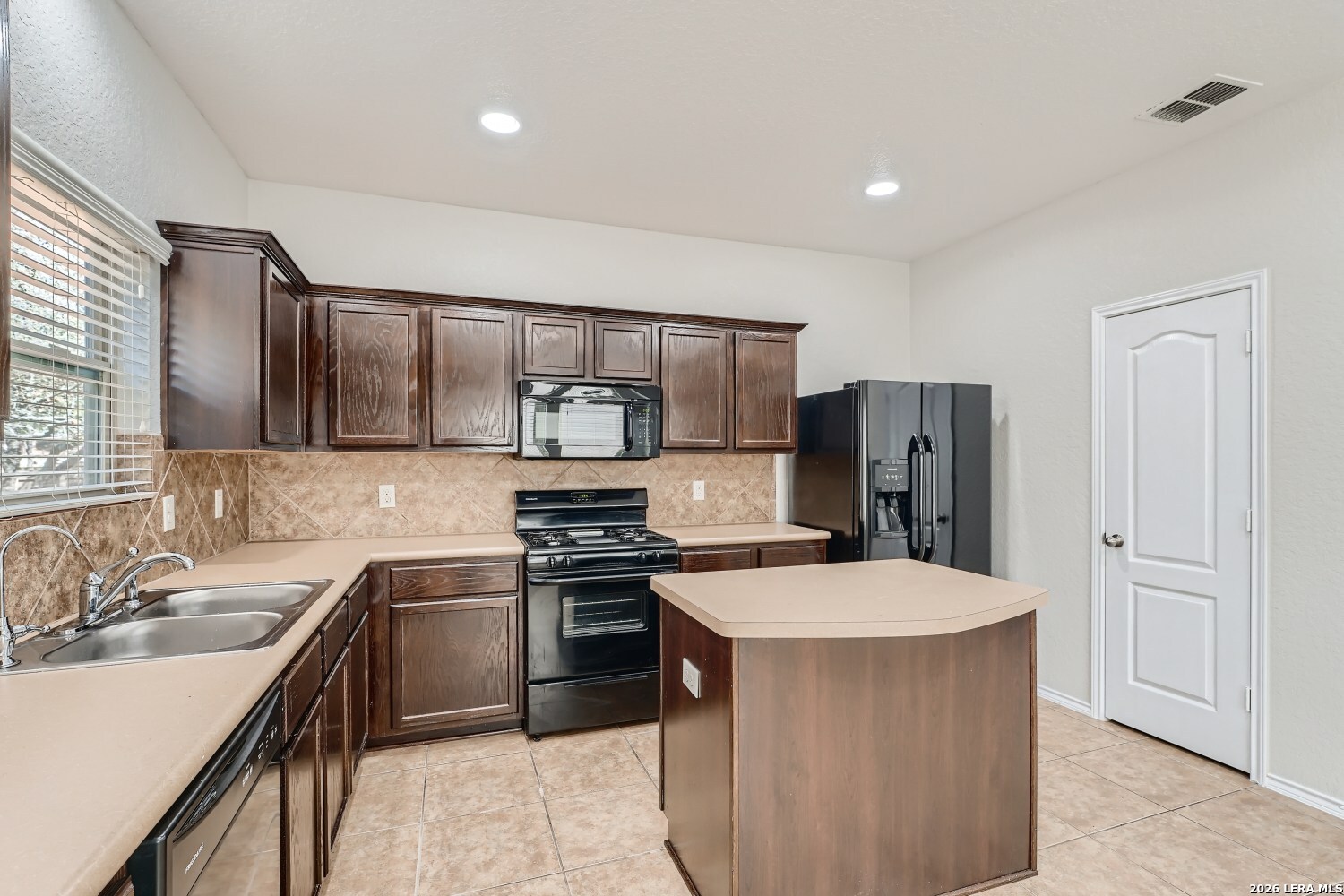 427 UNICORN RNCH, San Antonio, TX 78245