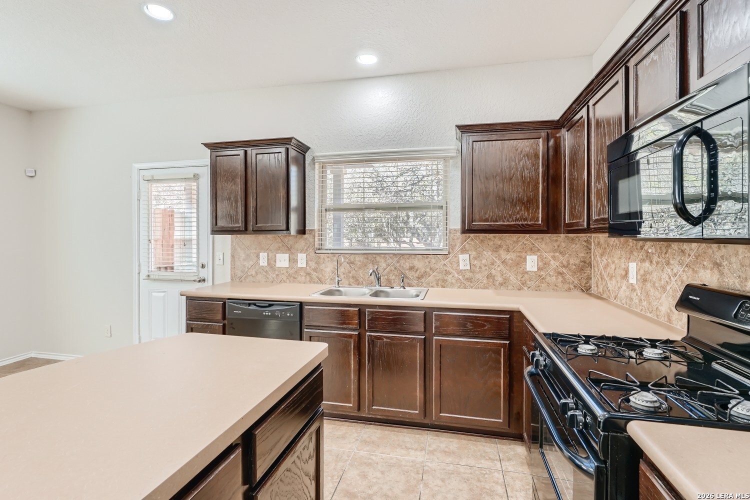 427 UNICORN RNCH, San Antonio, TX 78245