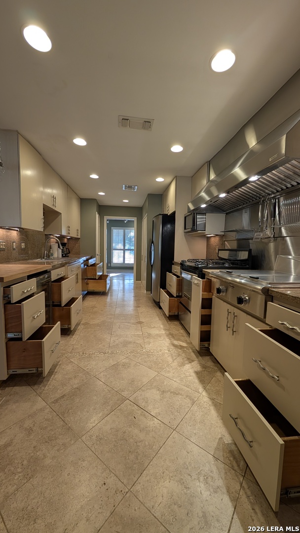 14115 STONE TREE ST, San Antonio, TX 78247