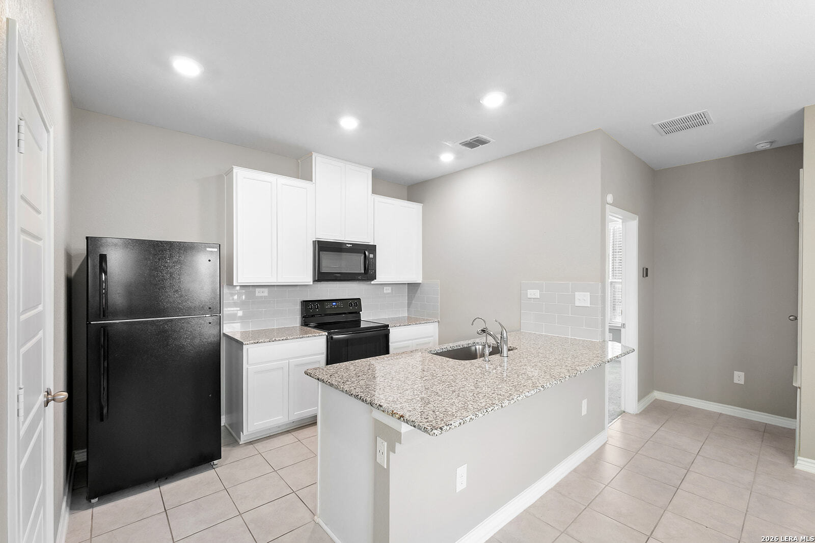 9906 OVERLOOK CYN, San Antonio, TX 78245
