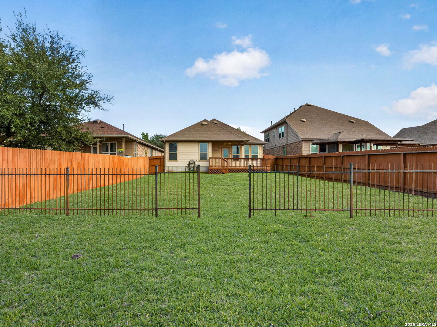 5818 AKIN PL, San Antonio, TX 78261