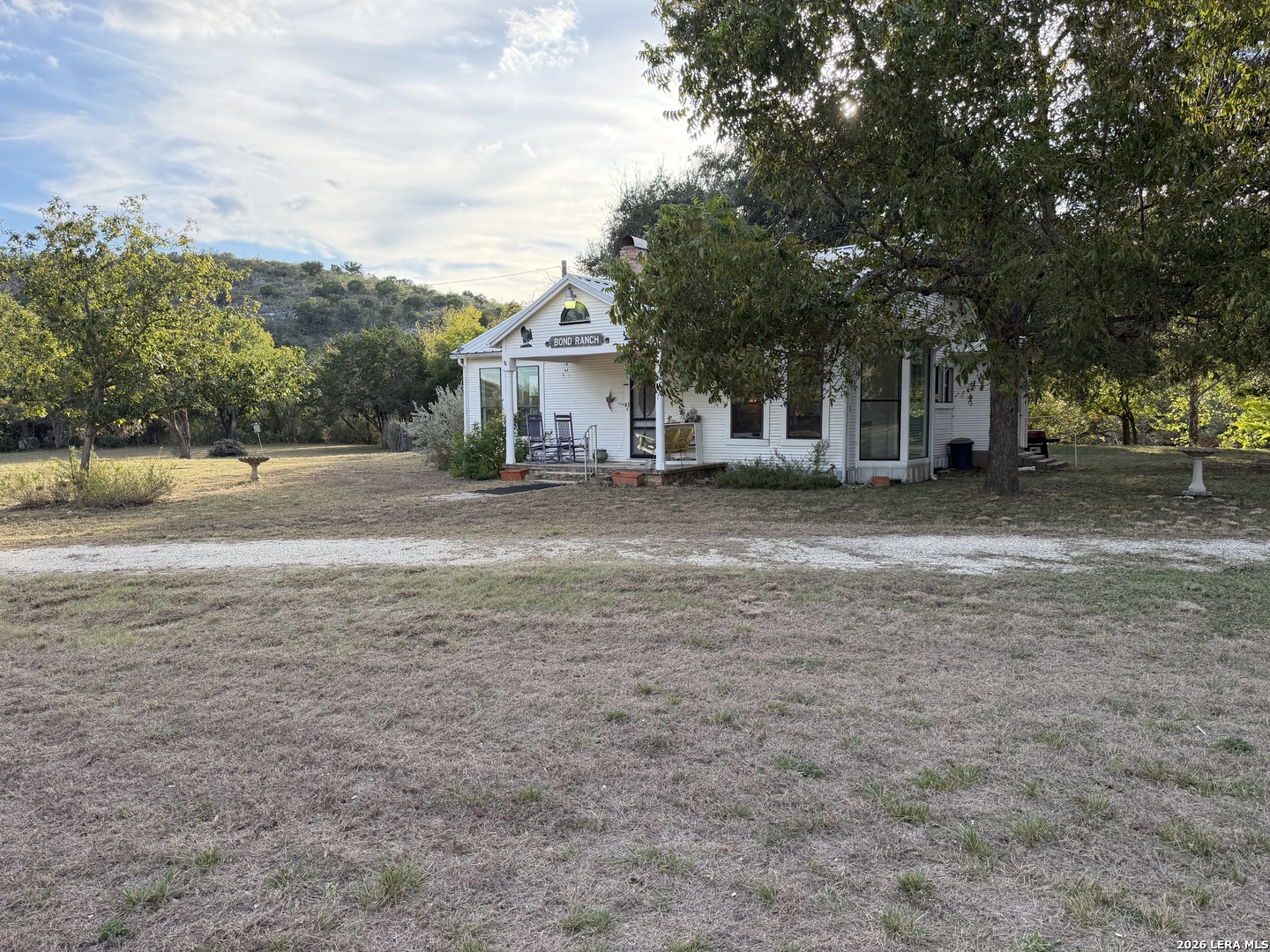 5229 County Road 336, Sabinal, TX 78881