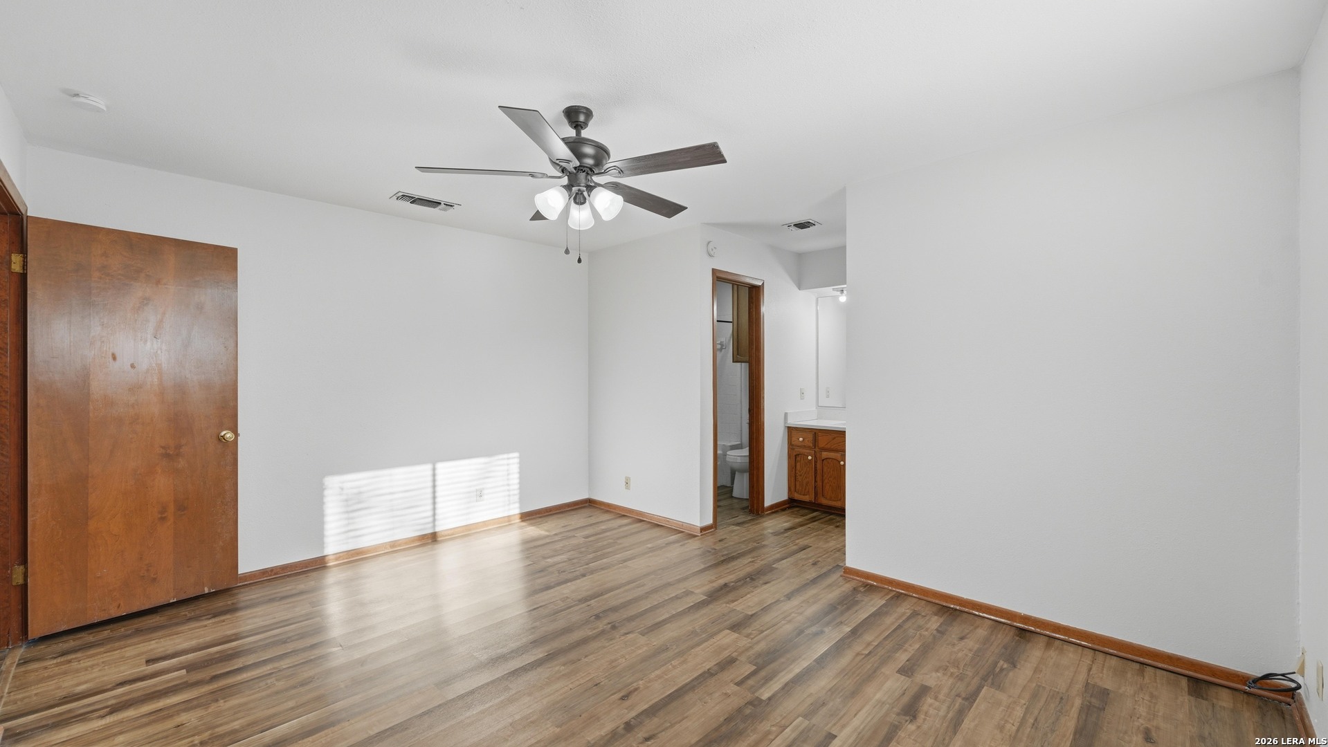 1314 S MESQUITE AVE, New Braunfels, TX 78130