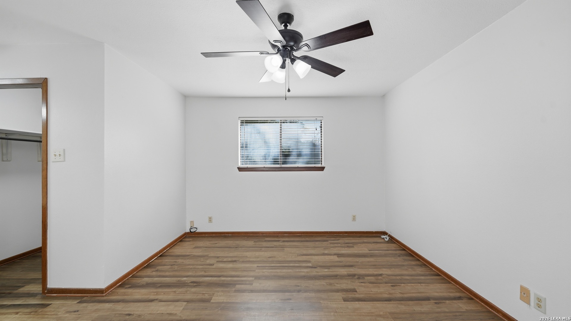 1314 S MESQUITE AVE, New Braunfels, TX 78130