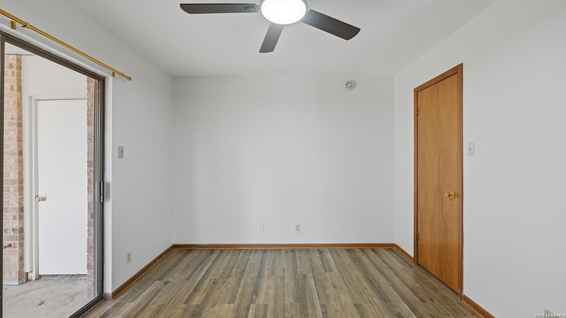 1314 S MESQUITE AVE, New Braunfels, TX 78130