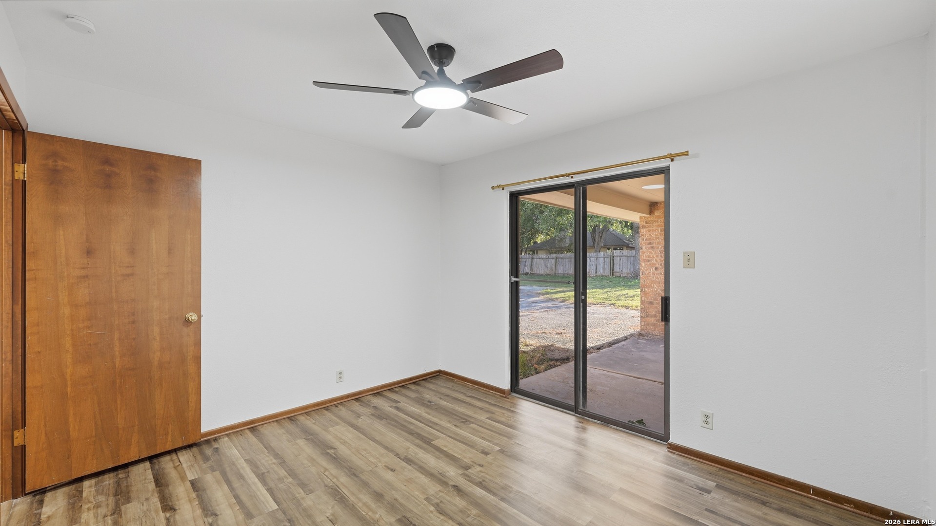 1314 S MESQUITE AVE, New Braunfels, TX 78130