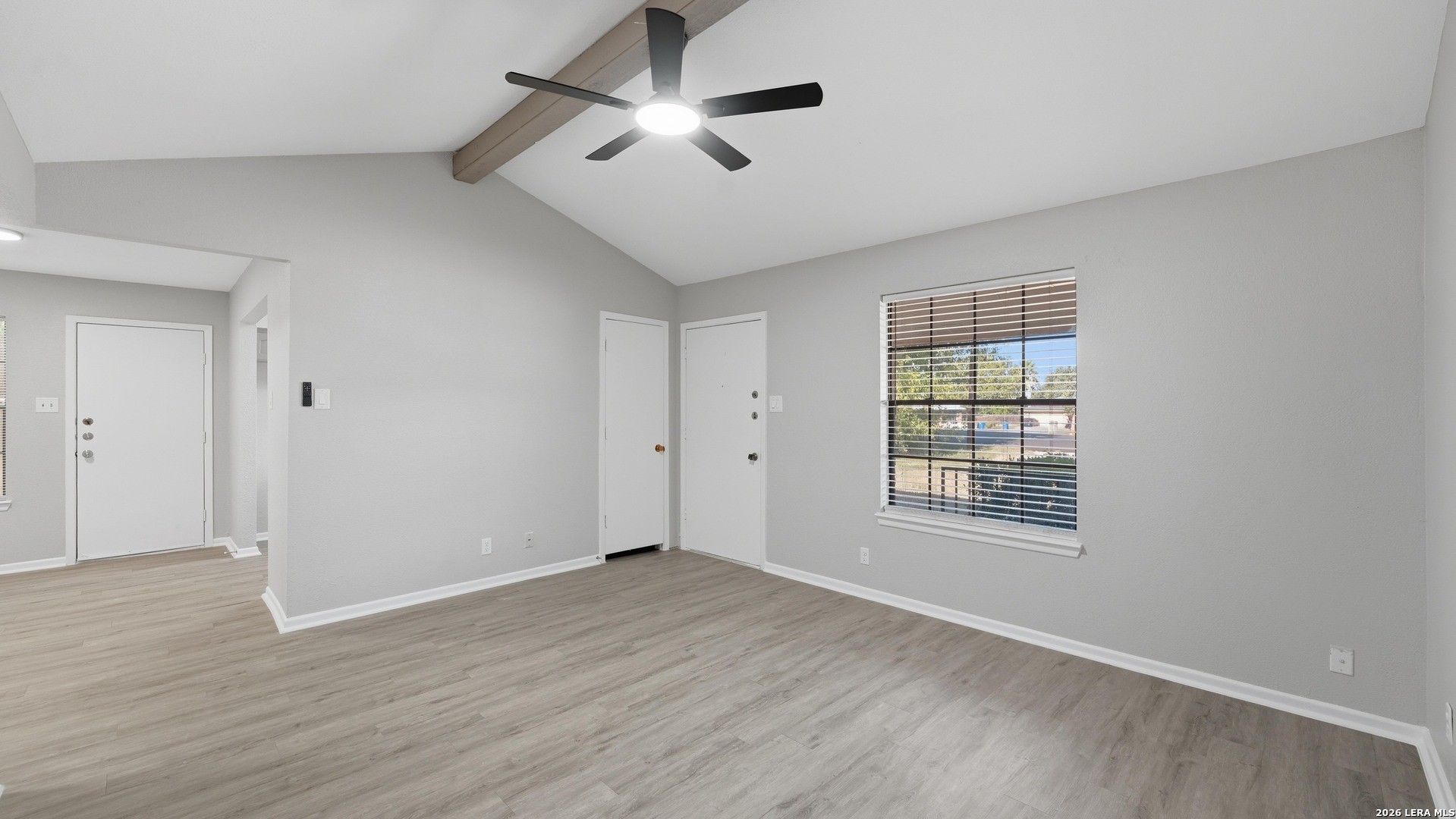 1312 S MESQUITE AVE, New Braunfels, TX 78130