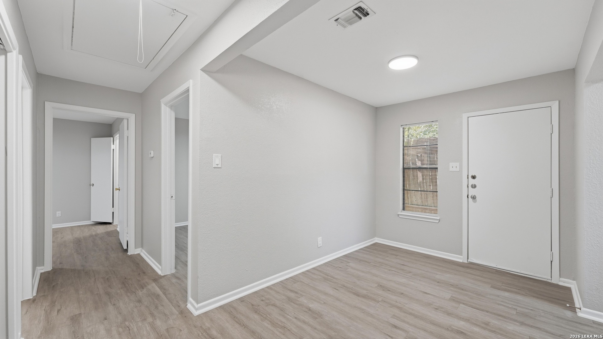 1312 S MESQUITE AVE, New Braunfels, TX 78130
